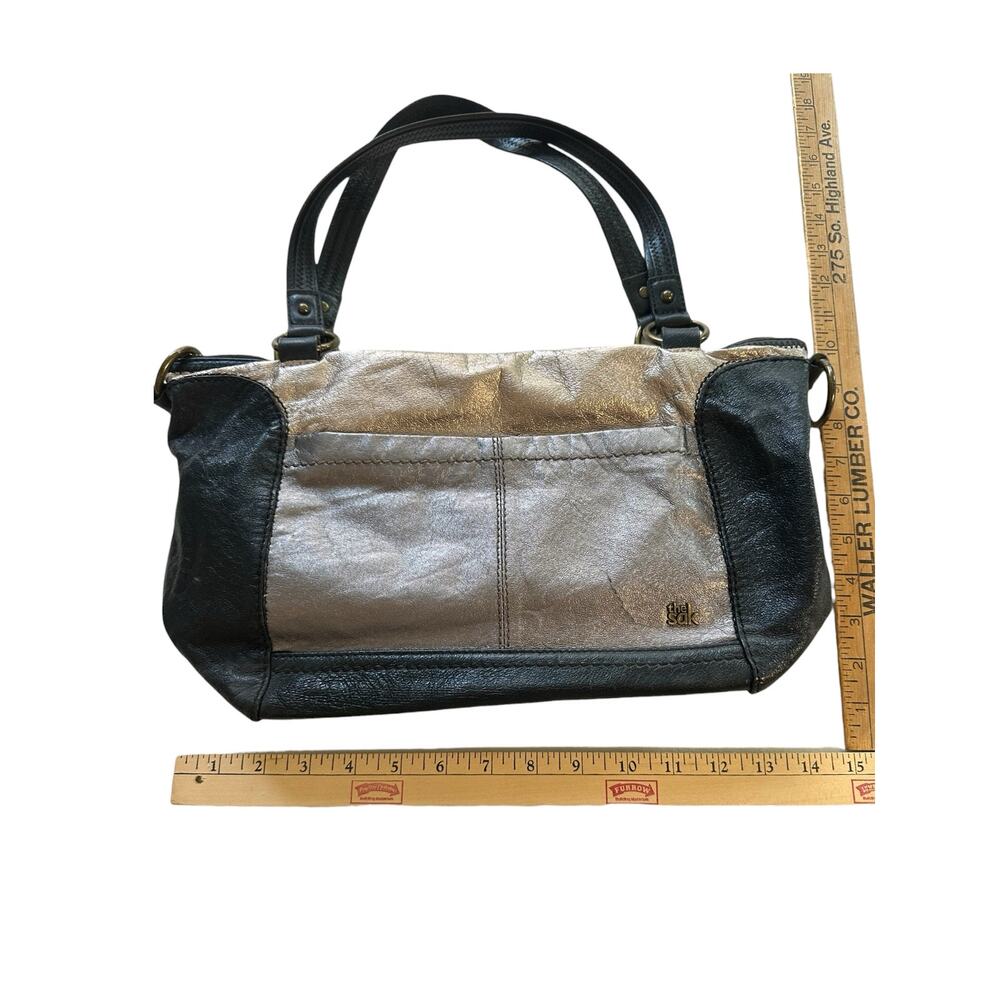 The Sac Womens Handbag Purse Metallic Pockets Black Silver Gold Organized - Picture 3 of 9